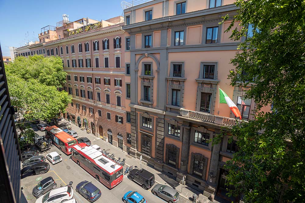 la dolce vita roma affaccio salotto centro via calabria